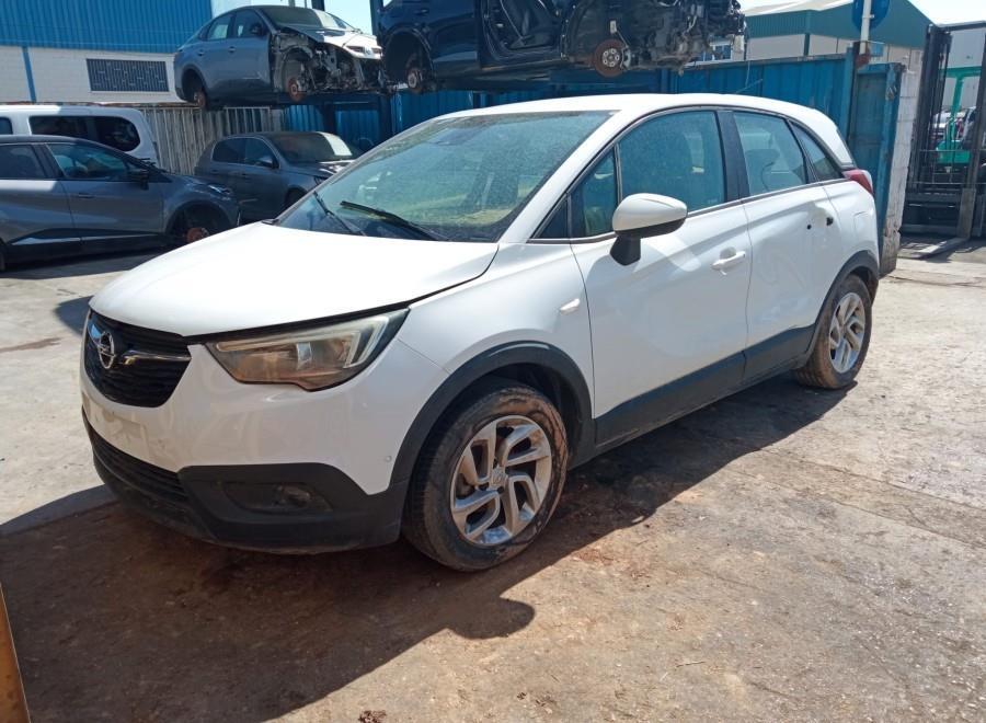 TERCERA-LUZ-DE-FRENO-OPEL-CROSSLAND-X-1-6-16V-CDTI-DPF-99-CV-Ano-2017-Auto-Desguace-Luque