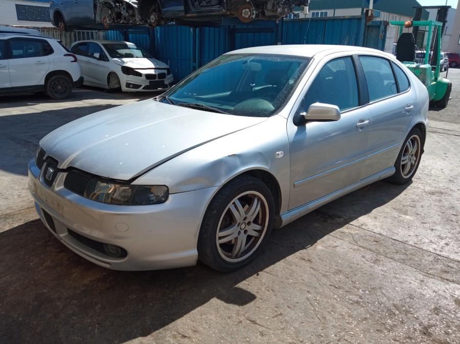 PILOTO-TRASERO-DERECHO-SEAT-LEON-1M1-1-9-TDI-150-CV-Ano-2003-Auto-Desguace-Luque
