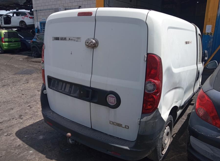 CREMALLERA-DE-DIRECCION-HIDRAULICA-FIAT-DOBLO-1-3-16V-JTD-CAT-90-CV-Ano-2010-Auto-Desguace-Luque